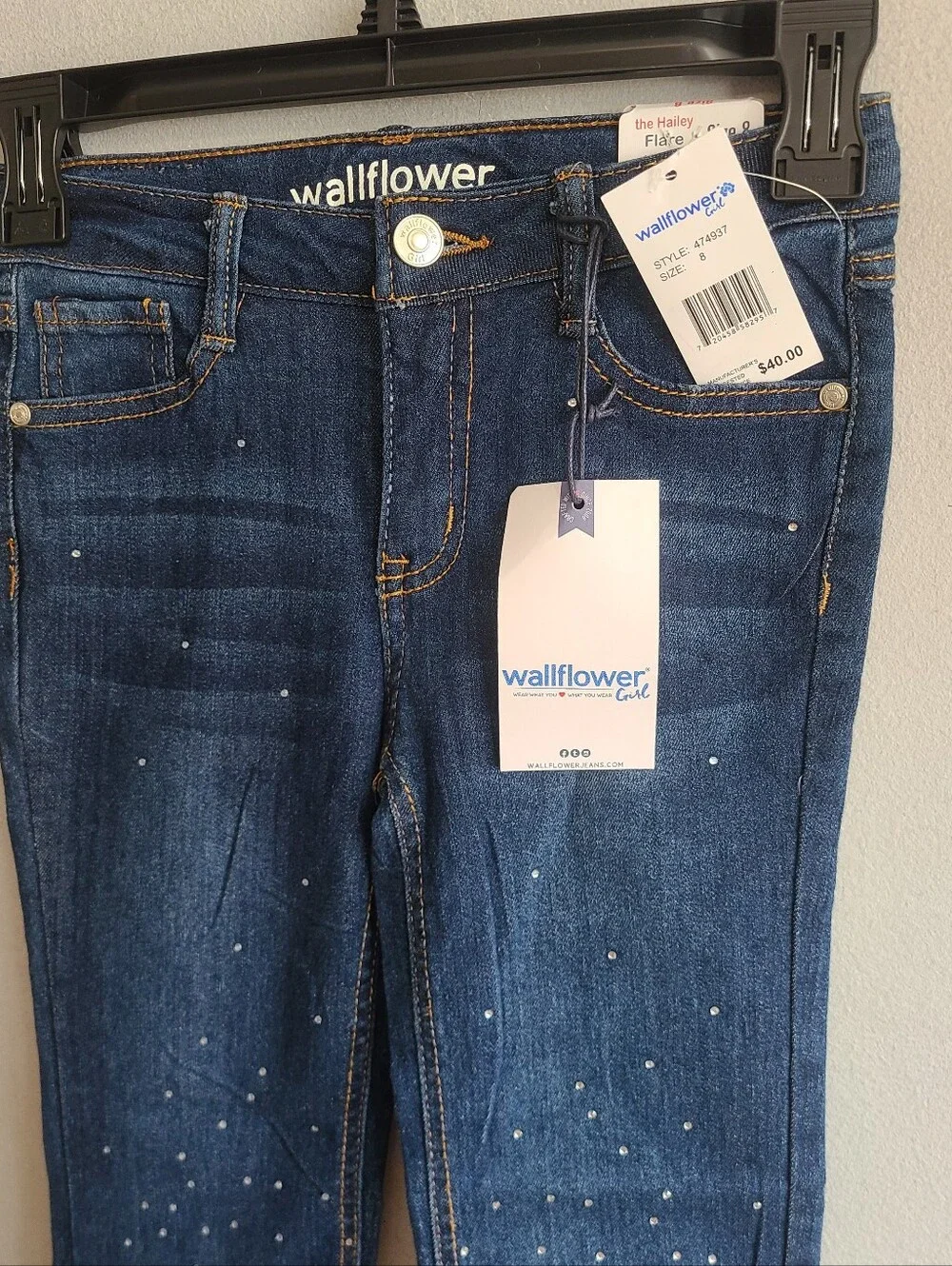 NEW girl's size 8 Wallflower dark wash Hailey flare jeans w/rhinestone detail